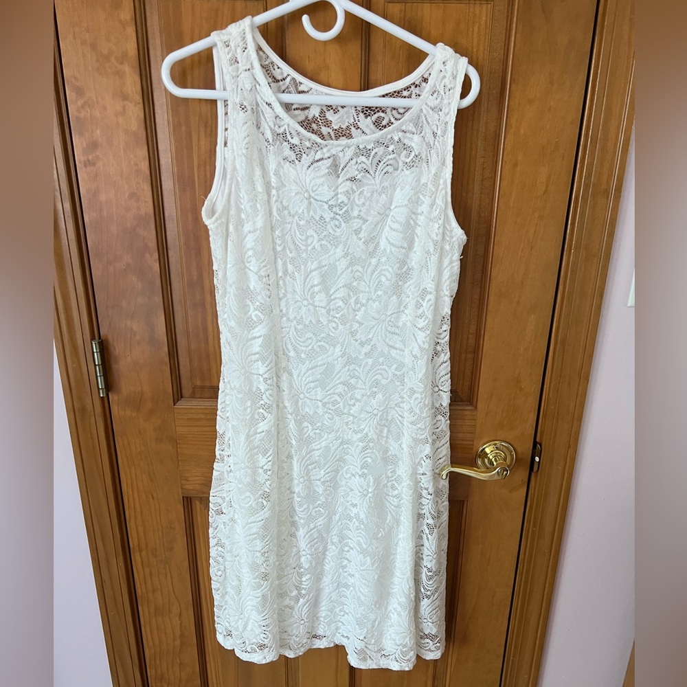 White Lace Liz Claiborne Sleeveless Dress.